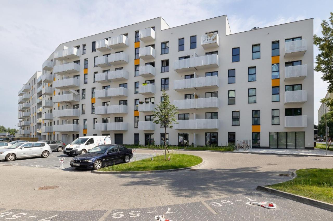 Comfy Apartment Pachonskiego With Parking In Krakow By Noclegi Renters Cracóvia Exterior foto